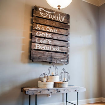 Green Living: Recycled Pallet Design