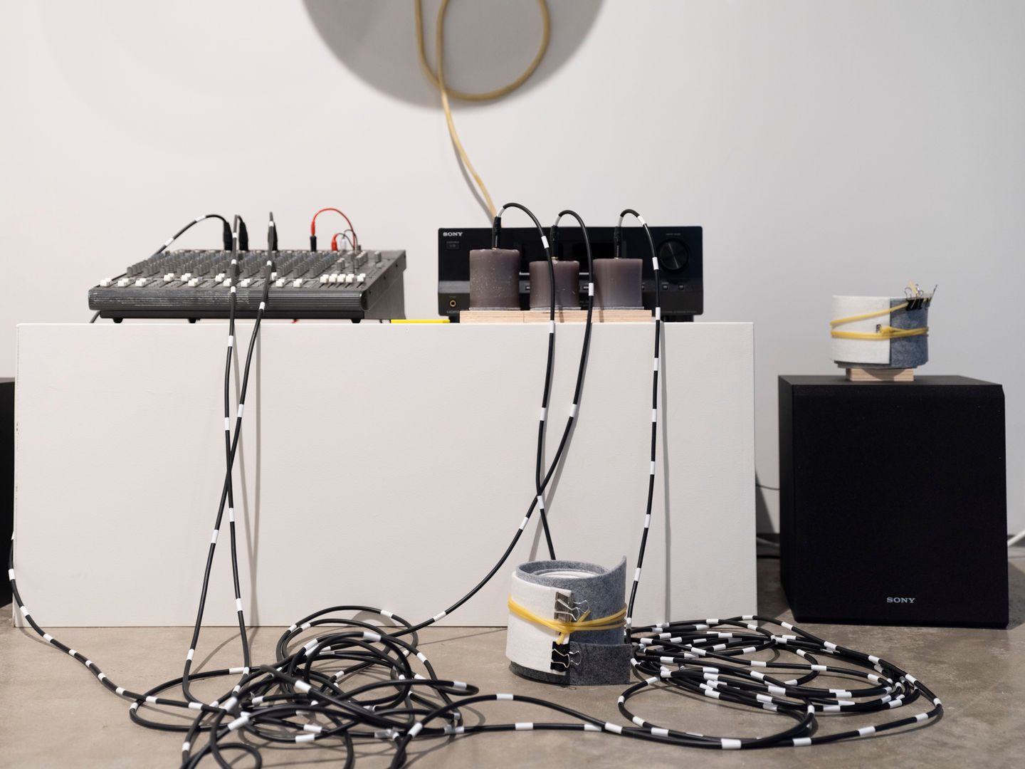 wei, "Ensemble 080108112024"
Image courtesy of Flaneurshan.studio