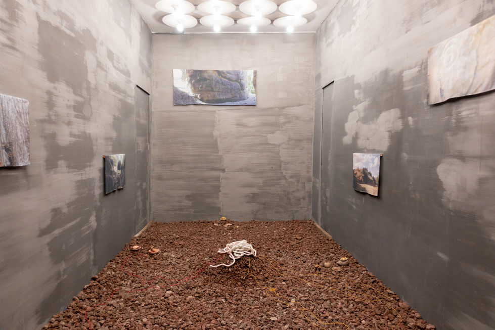 Bel Falleiros, 'Ombligo-Nudo-Umbligo-Nó-Navel-Knot' (2023) op.cit