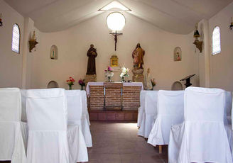 Interior capilla.jpg