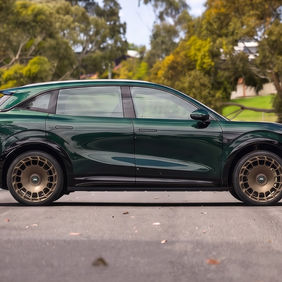 Zeekr 7X with Aura Forged AF-06 Forged wheels in satin bronze