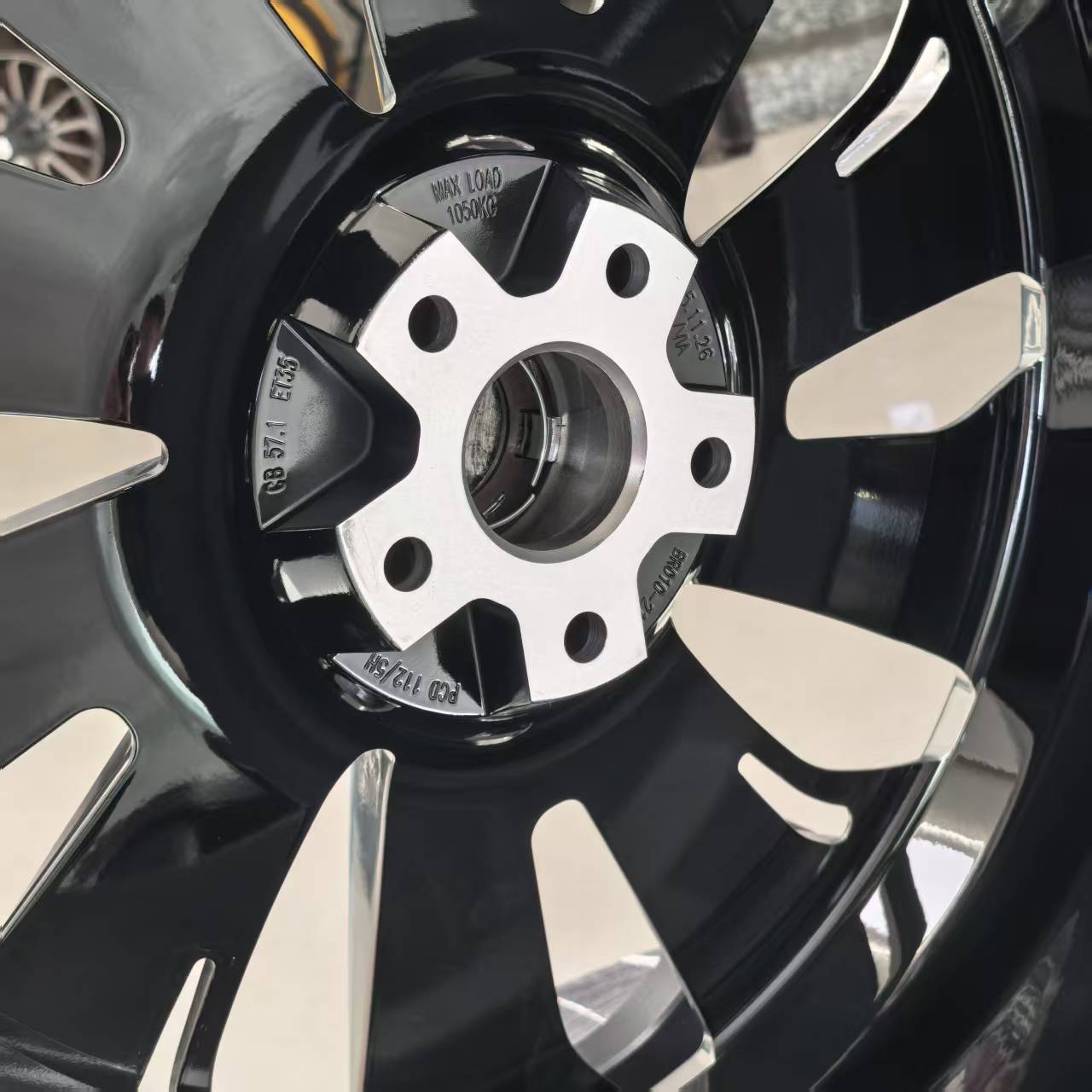 Bentley Flying Spur Custom Forged Wheels for Simon Cheong