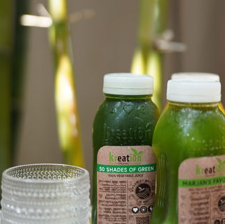 Juice Cleanse: Detox, Health Benefits, and Risks of Nutrition and Medicine