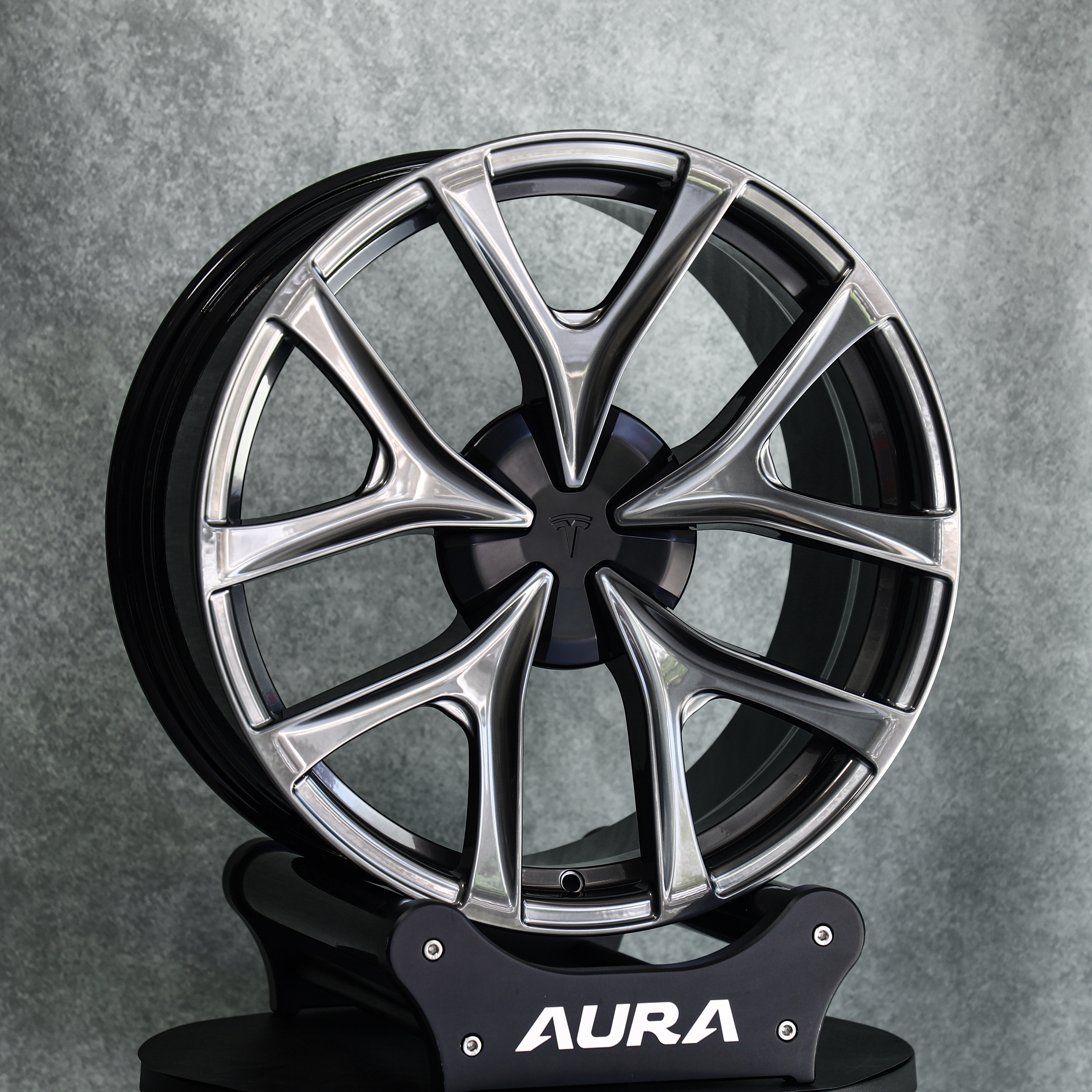Aura Forged Wheels for Tesla Model Y Performance of Customer Martin Tan