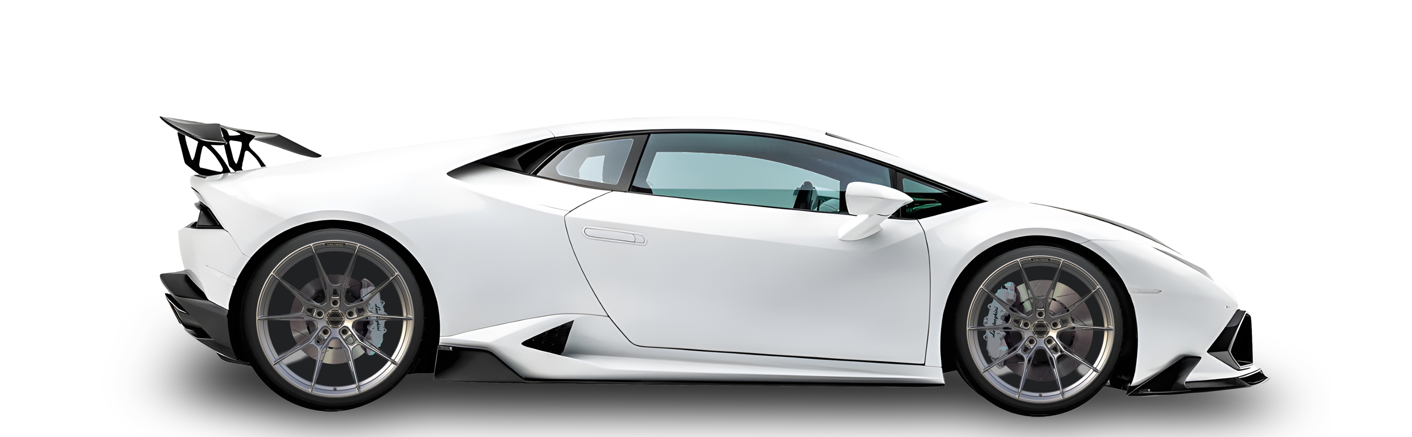 White Lamborghini Huracan in Aura Forged Precision P763 Custom Forged Wheels