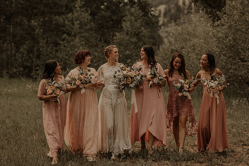 Florboxoxo Red Barn Golden Gate State Park floral design for weddings bridesmaids bouquets pink roses eucalyptus