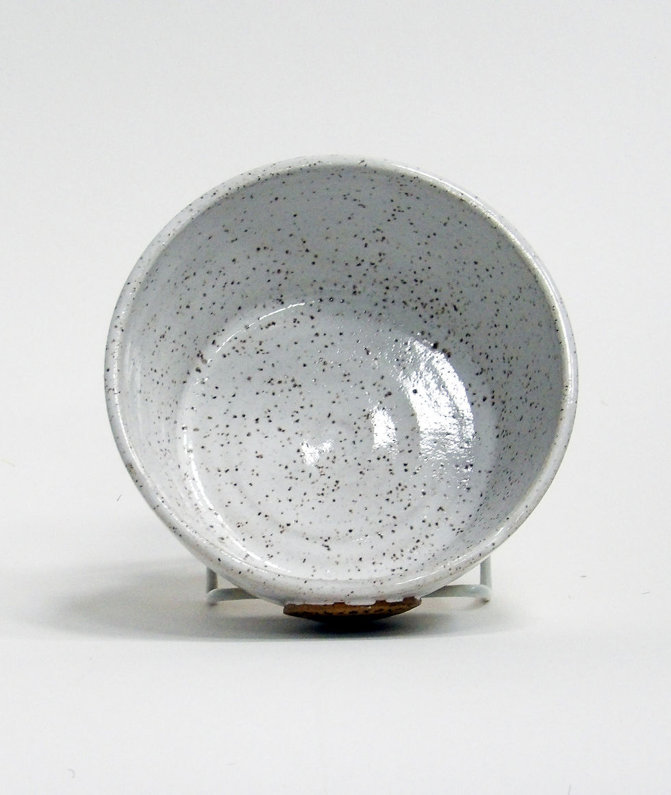 Thumbnail: spb004  Country Elegant Hugs and Kisses bowl