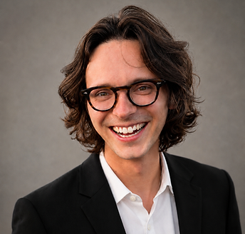 Luke Hauer Headshot.png