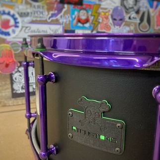 RTCustoms snare drum with purple powder coated lugs and hoops