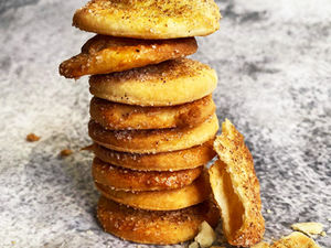 rikotos sausainiai su cinamonu