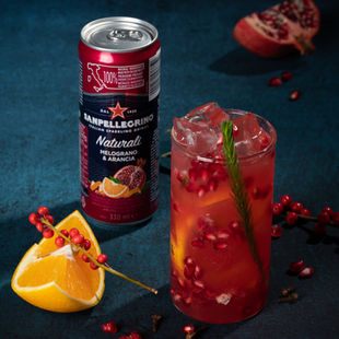 Granatų kokteilis su gvazdikėliais  (Receptas)