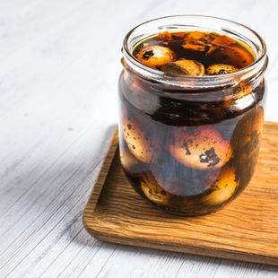 Marinuoti kiaušiniai su „shiitake“ grybais