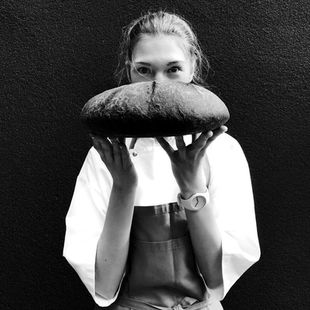 Šefas instagrame: duonos kepėja #liukaityt Velykoms kviečia išsikepti burokų duonos su raugu 