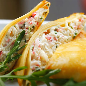 Lietiniai su krabų lazdelėmis ir rikota