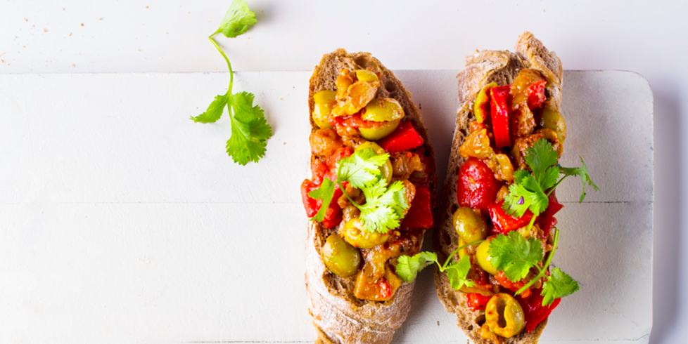 „Caponata“ (baklažanų troškinys su alyvuogėmis), vmg receptas