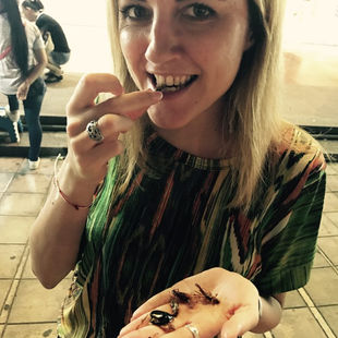 Baimės faktorius: žurnalistė Daiva Žeimytė Tailande valgė įvairiausių rūšių vabalus