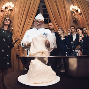 Italų šefo rankos sutvertos apvalumams, kurių trokšta pasaulis (Video)