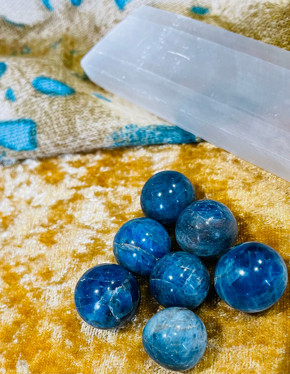 Blue Apatite - Serene Awareness