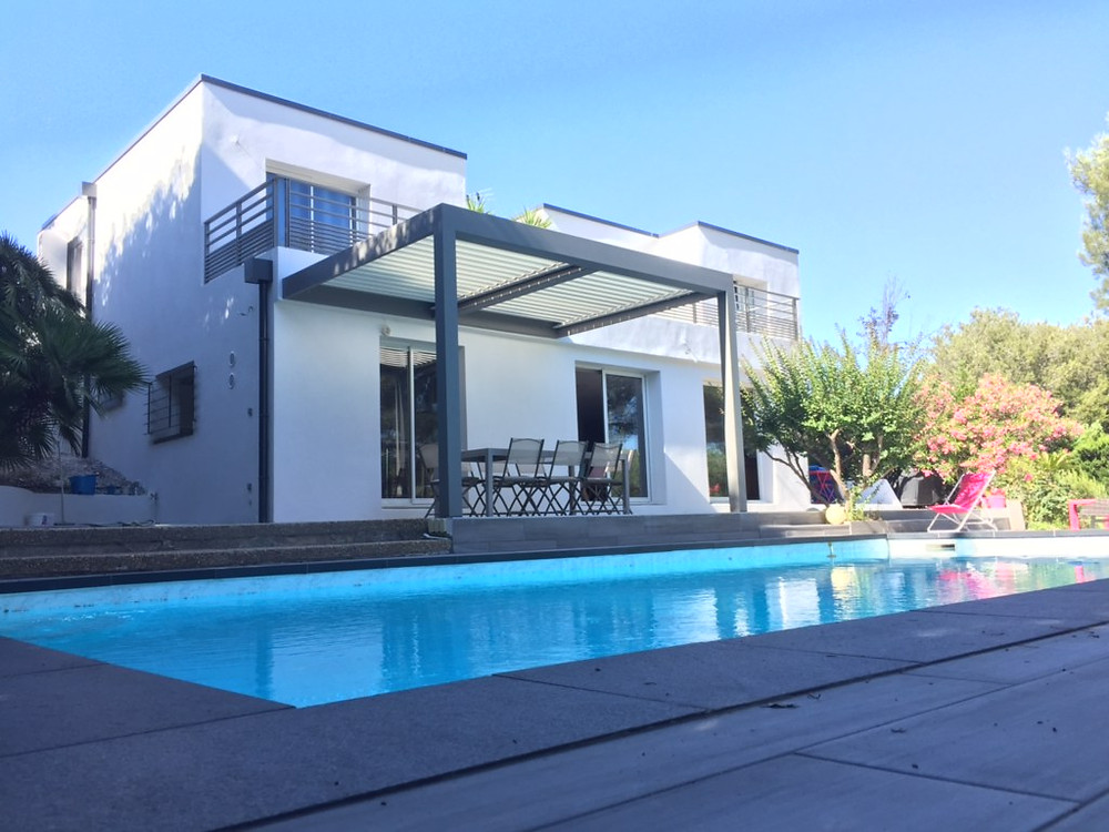 pergola bioclimatique à lames orientables
