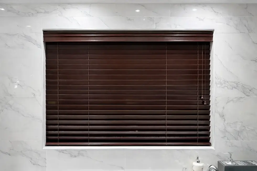 1persiana_madera_Casa_Bonita.webp