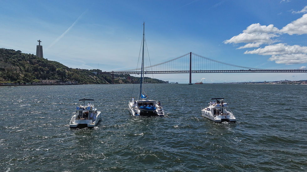 boat tours in lisbon private boat trips