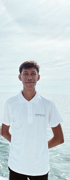 909C2D6A-DD31-442D-9949-E226104BF216_edited.jpg
