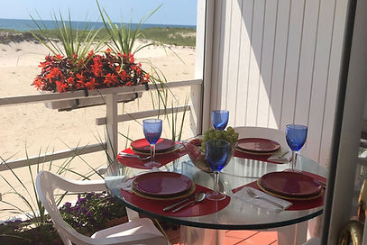 WHB table set for 4.jpg