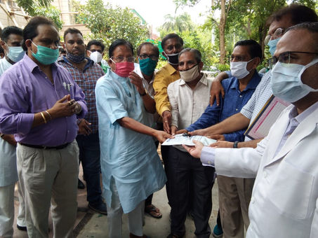 जैन श्वेतांबर पेढ़ी द्वारा प्रदत्त एंबुलेंस का लोकार्पण स्वायत्त शासन मंत्री ने किया