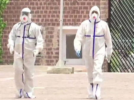 राज्यसभा चुनाव:पीपीई किट पहनकर विधायक ने डाला वोट