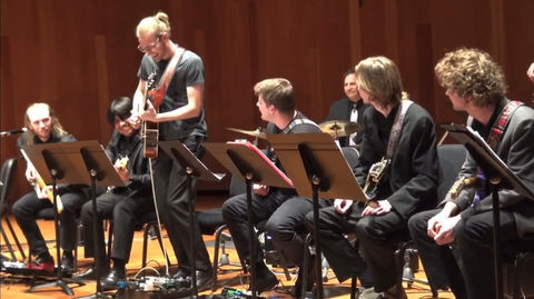 On stage with Danny Gottlieb (drums)