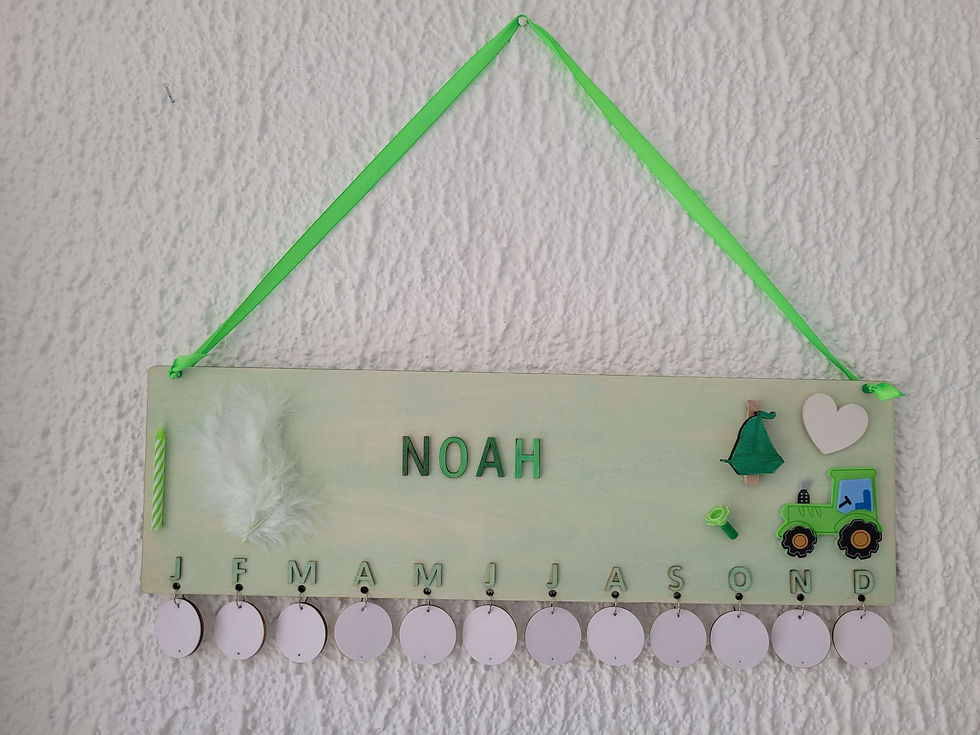 Miniature : Mémo en bois bébé personnaliséprénom. Cadeau naissance, première année de bébé. 