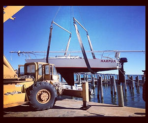 Ocean State Marine Services will ensure safe boat hoisting and lifting.