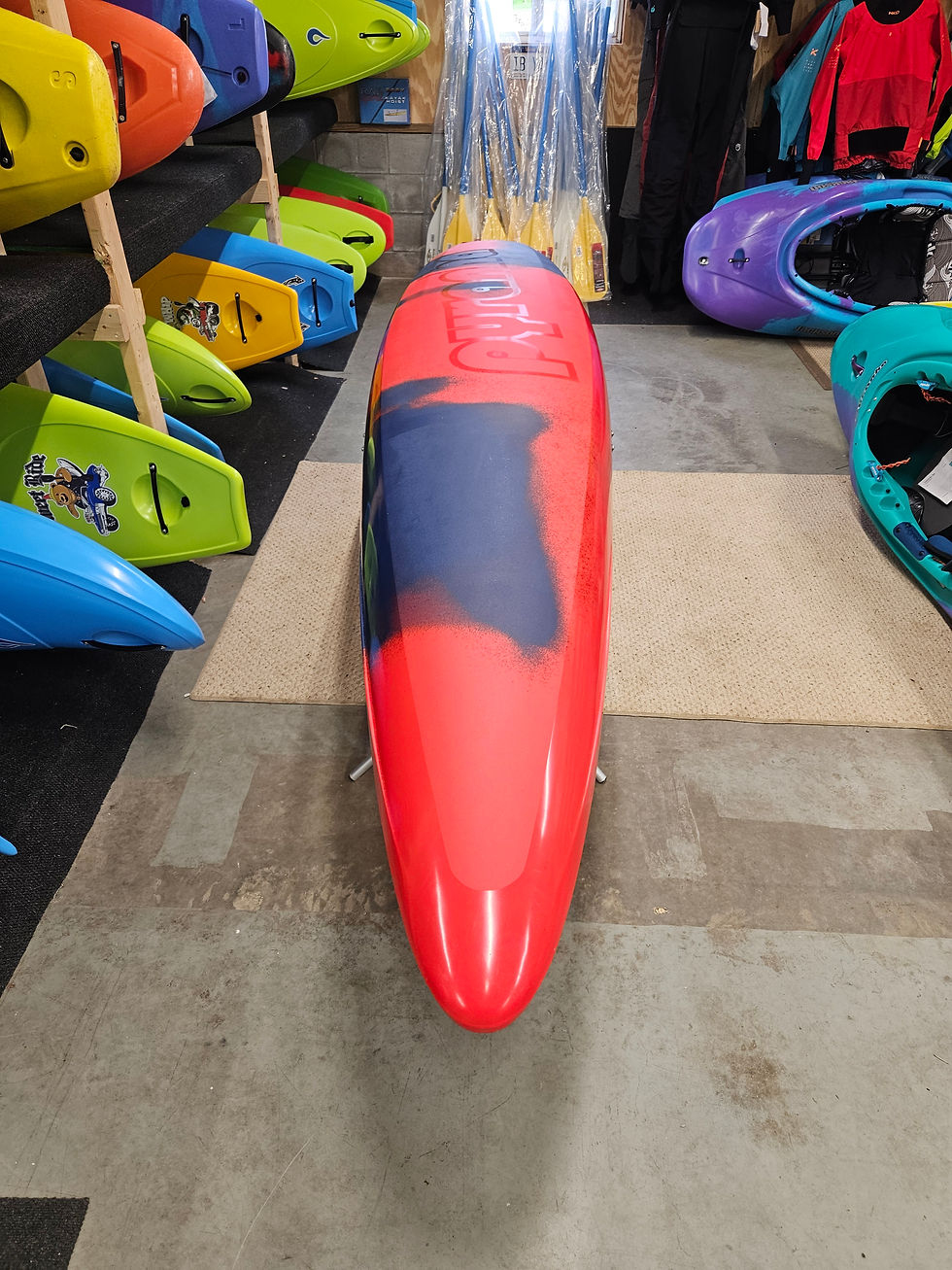 Thumbnail: Pyranha 12R 