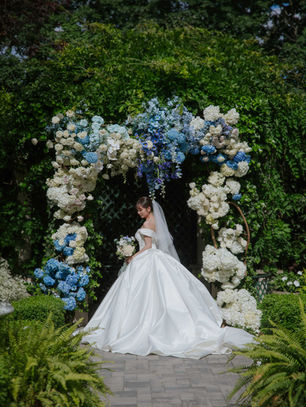 Westbury Manor 蓝白色调婚礼花艺