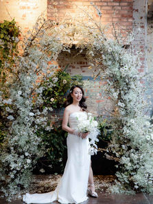 White minimalist wedding floral design