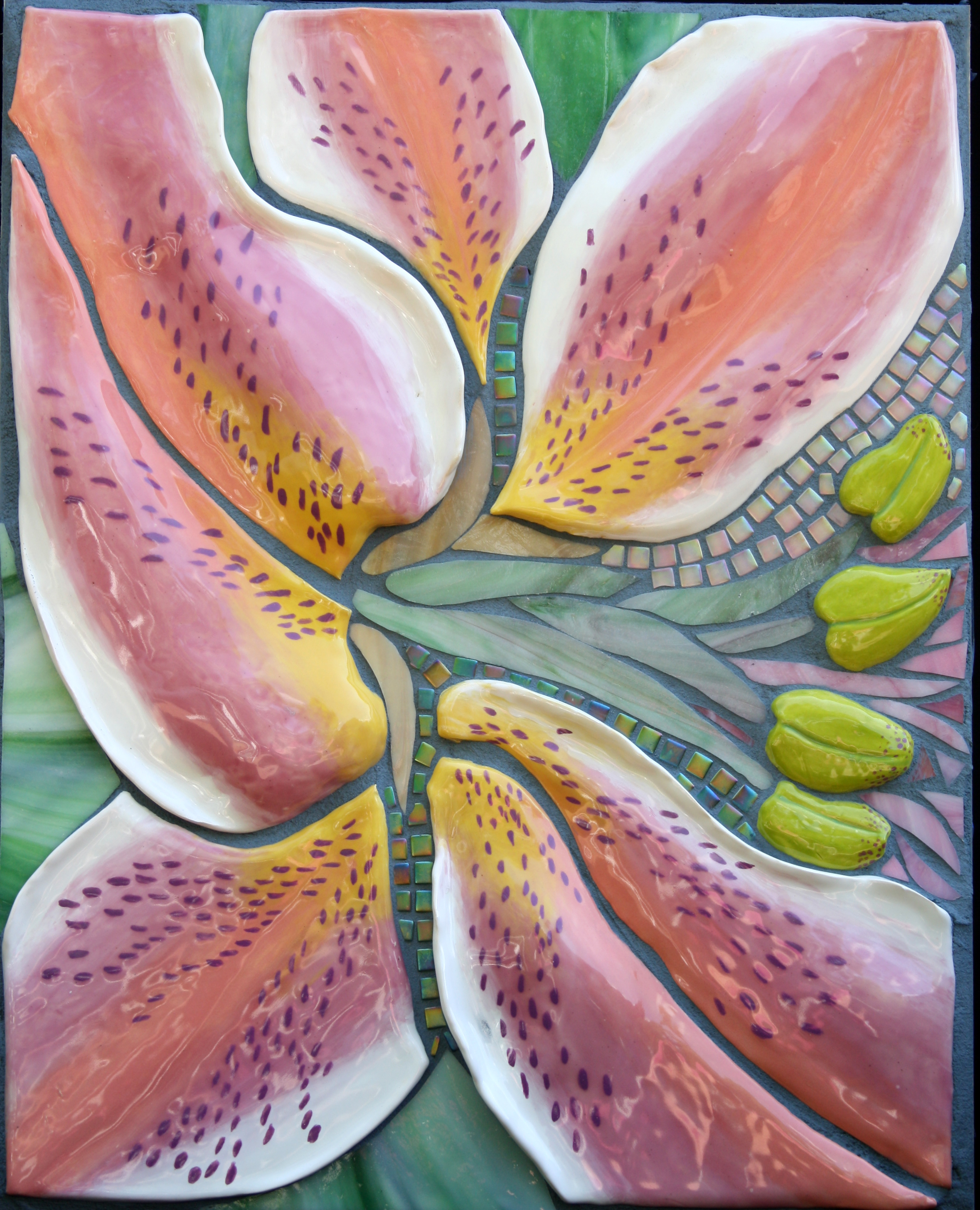 Lily $900