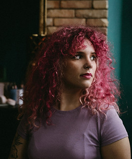 Andi_Lender_Headshot.jpg