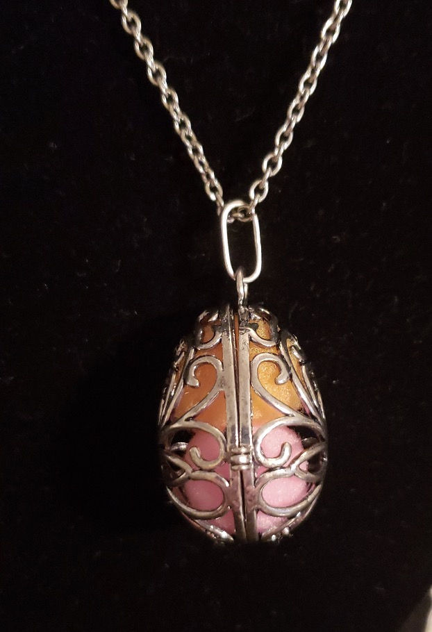Thumbnail: Fabergé egg Aromatherapy Necklace
