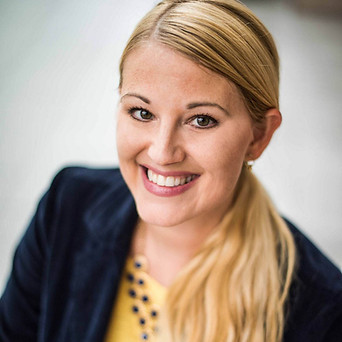 2018 Headshot Melissa James square.jpg