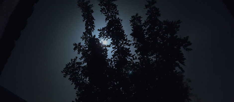 Ένα φεγγάρι