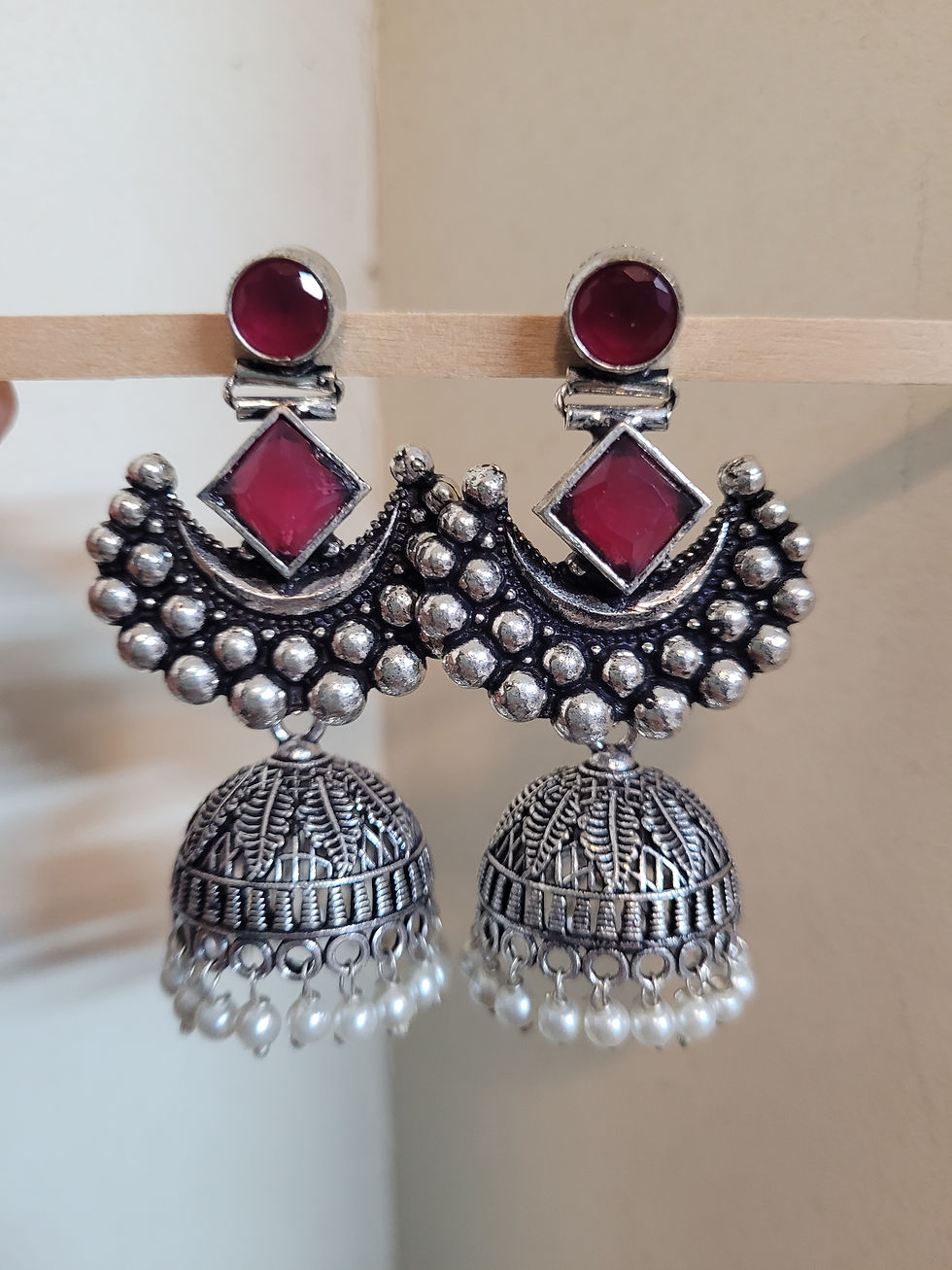 Thumbnail: Red Jhumkas - chandni