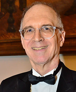 DR ALBERTO_edited_edited.jpg