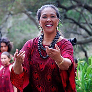 Kaulana Nā Pua with Kumu Pelena