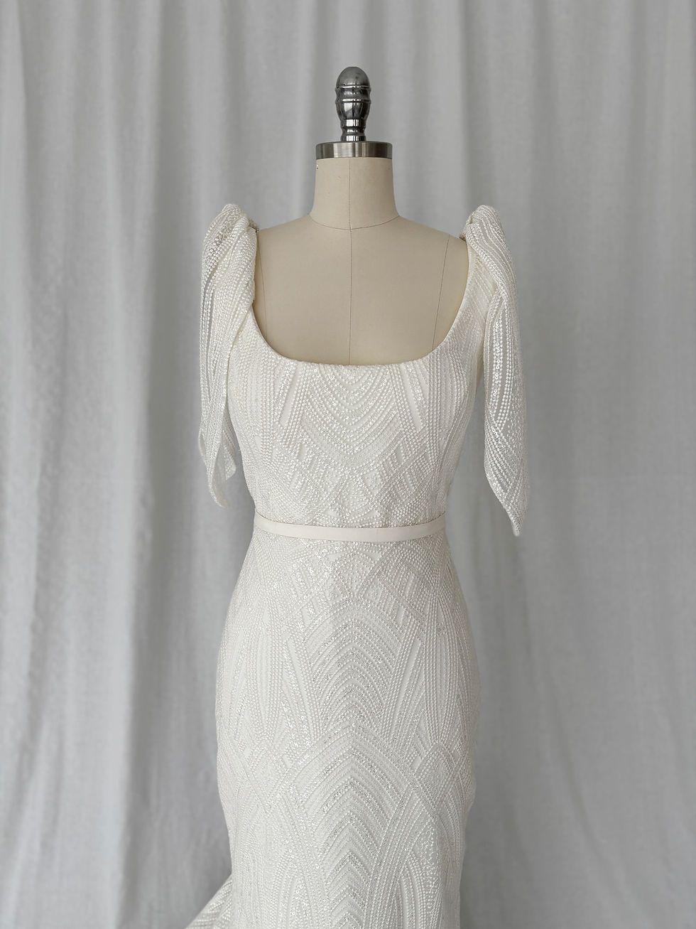 Thumbnail: ANNA CAMPBELL | FINLEY GOWN | SIZE MEDIUM