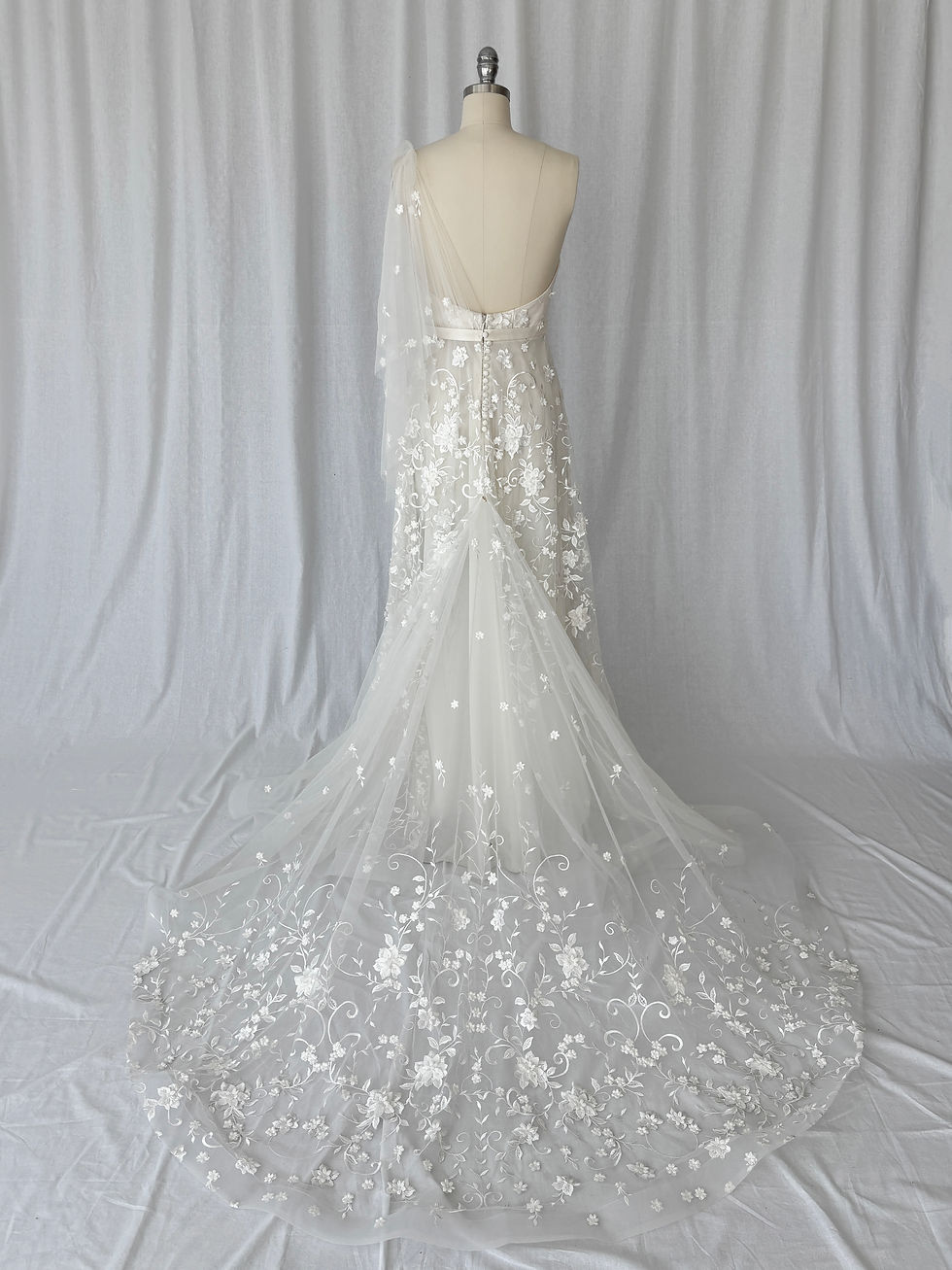 Thumbnail: ANNA CAMPBELL | AVERY GOWN | SIZE XS
