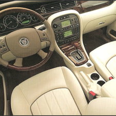 Jaguar X-type VDP (interior)