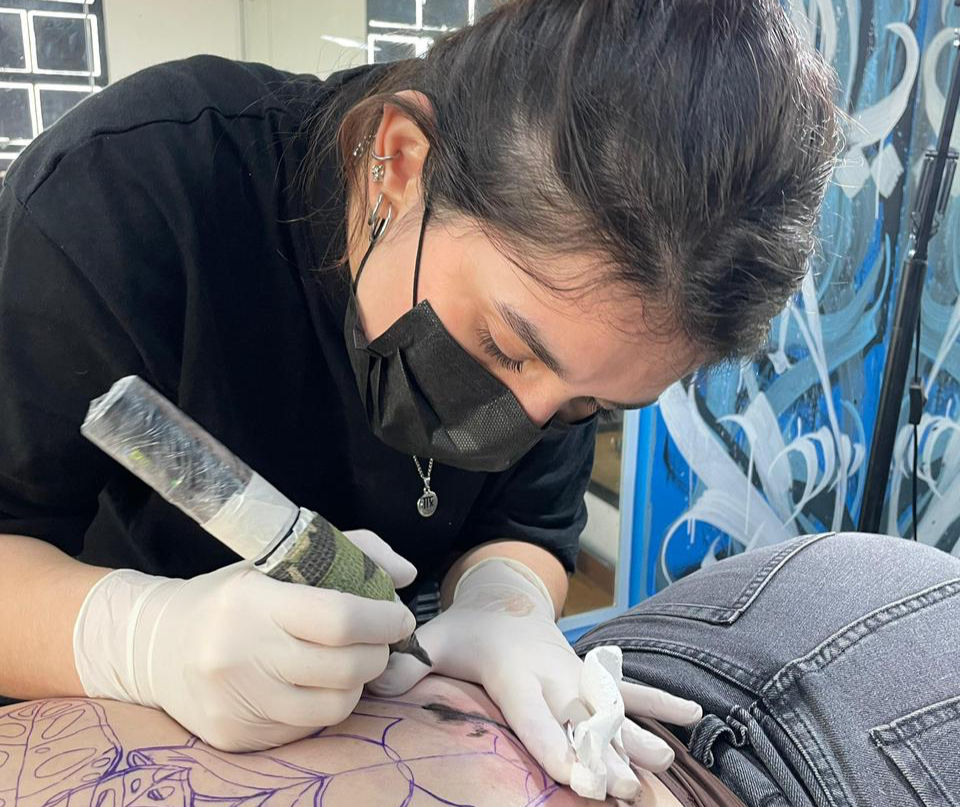 Tatuadora em Jundiaí: tatuagens com significado, identidade e conexão