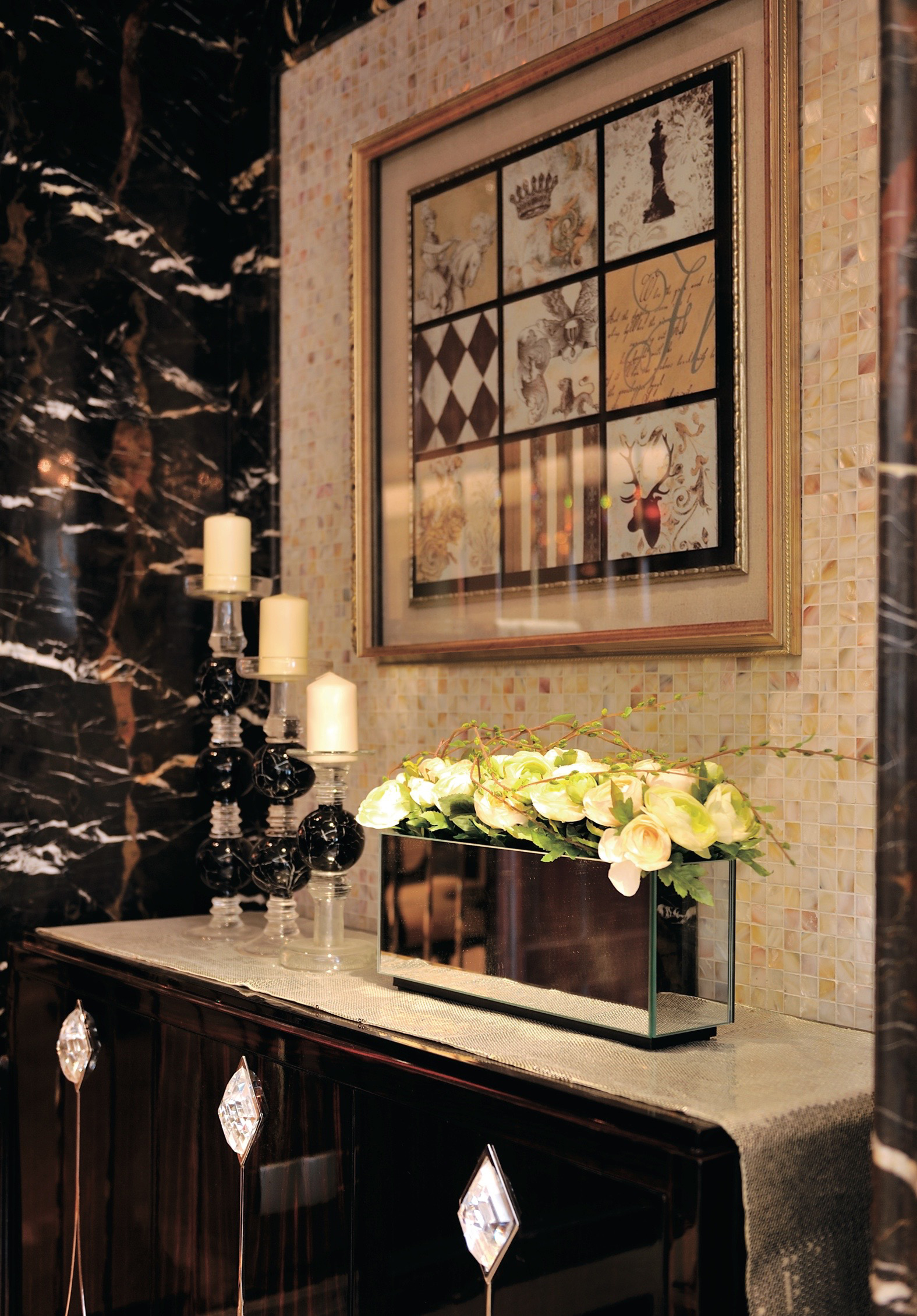 панно в классическом багете