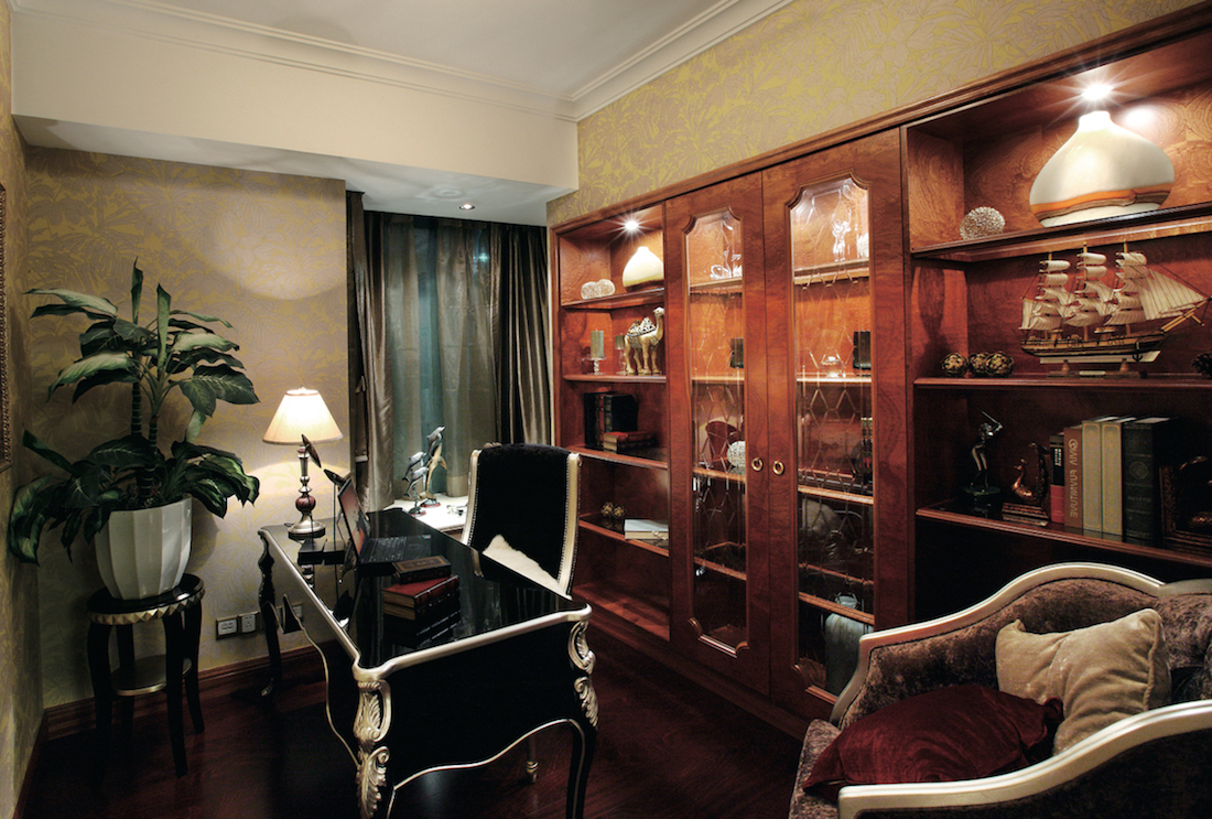 стекло для мебели с гравировкой