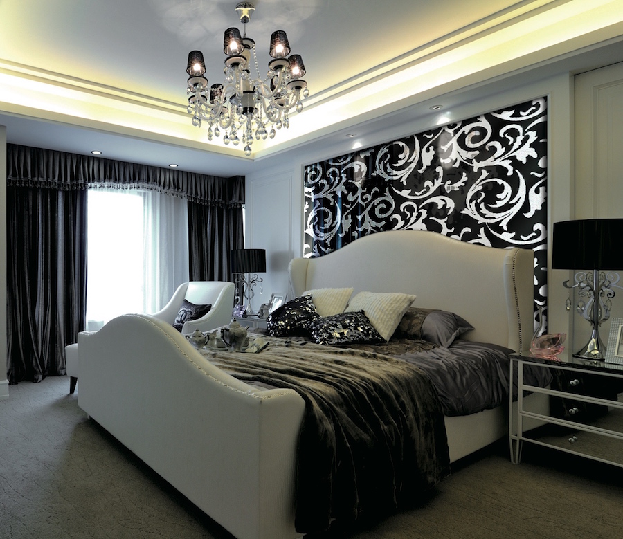 панно из стекла с орнаментом